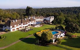 Fairmont Mount Kenya Safari Club